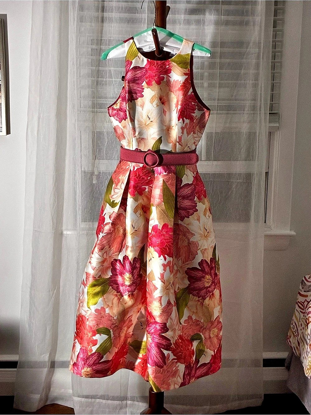 Midi Kay Unger Floral Fit & Flare Dress – Size 6 – Wedding Guest